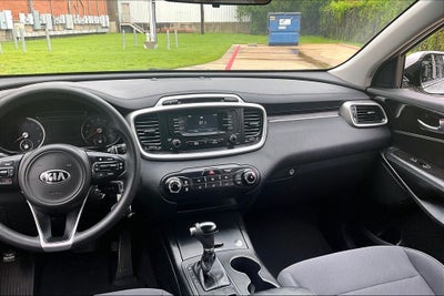 2018 Kia Sorento L