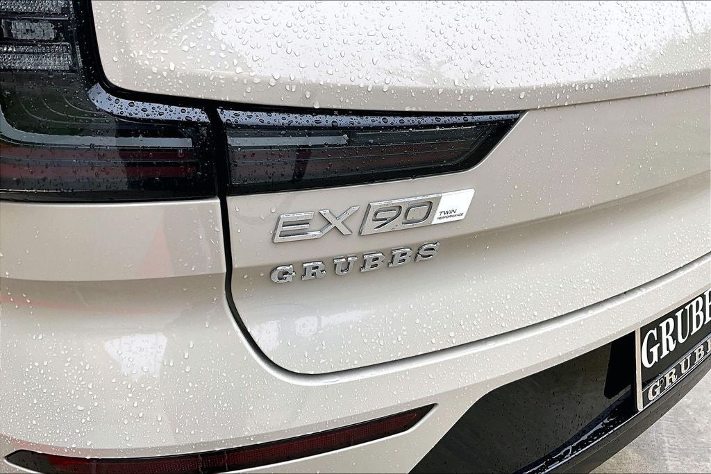 2025 Volvo EX90 Twin Motor Performance Ultra 7-Seater