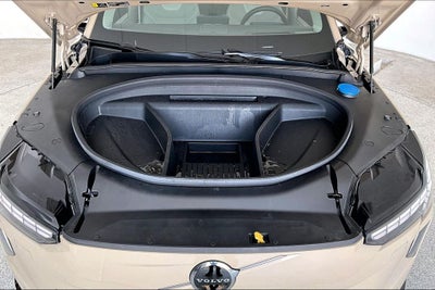 2025 Volvo EX90 Twin Motor Plus 6-Seater
