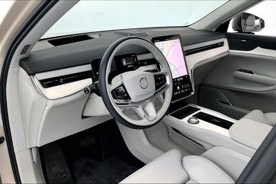 2025 Volvo EX90 Twin Motor Plus 6-Seater