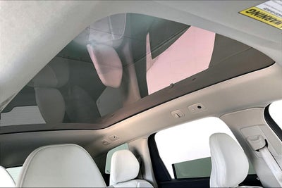 2025 Volvo EX90 Twin Motor Plus 6-Seater
