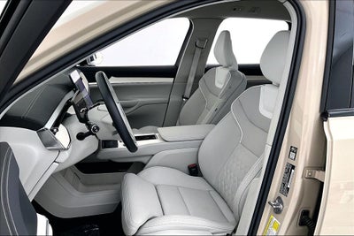 2025 Volvo EX90 Twin Motor Plus 6-Seater