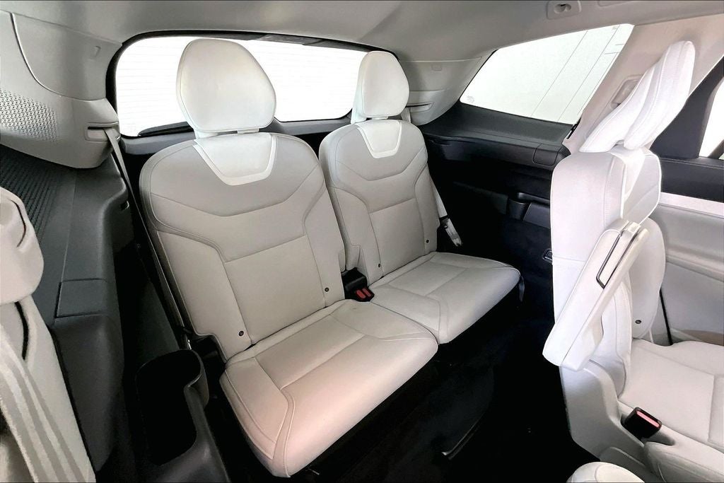 2025 Volvo EX90 Twin Motor Plus 6-Seater