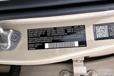 2025 Volvo EX90 Twin Motor Plus 6-Seater