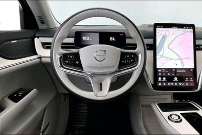2025 Volvo EX90 Twin Motor Plus 6-Seater