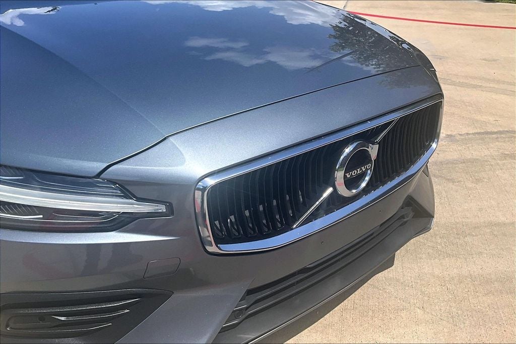 2020 Volvo S60 T5 Momentum