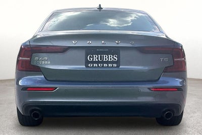 2020 Volvo S60 T5 Momentum