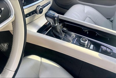 2021 Volvo S60 T5 Momentum