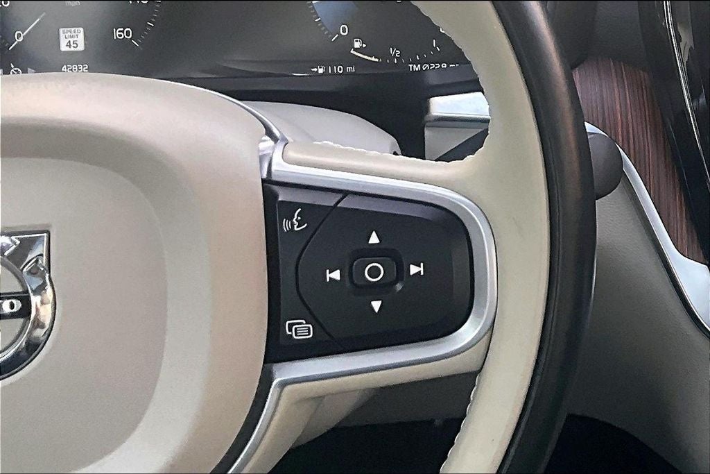 2021 Volvo S60 T5 Momentum