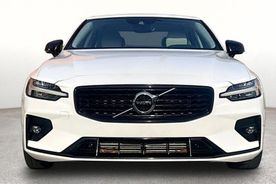 2021 Volvo S60 T5 Momentum