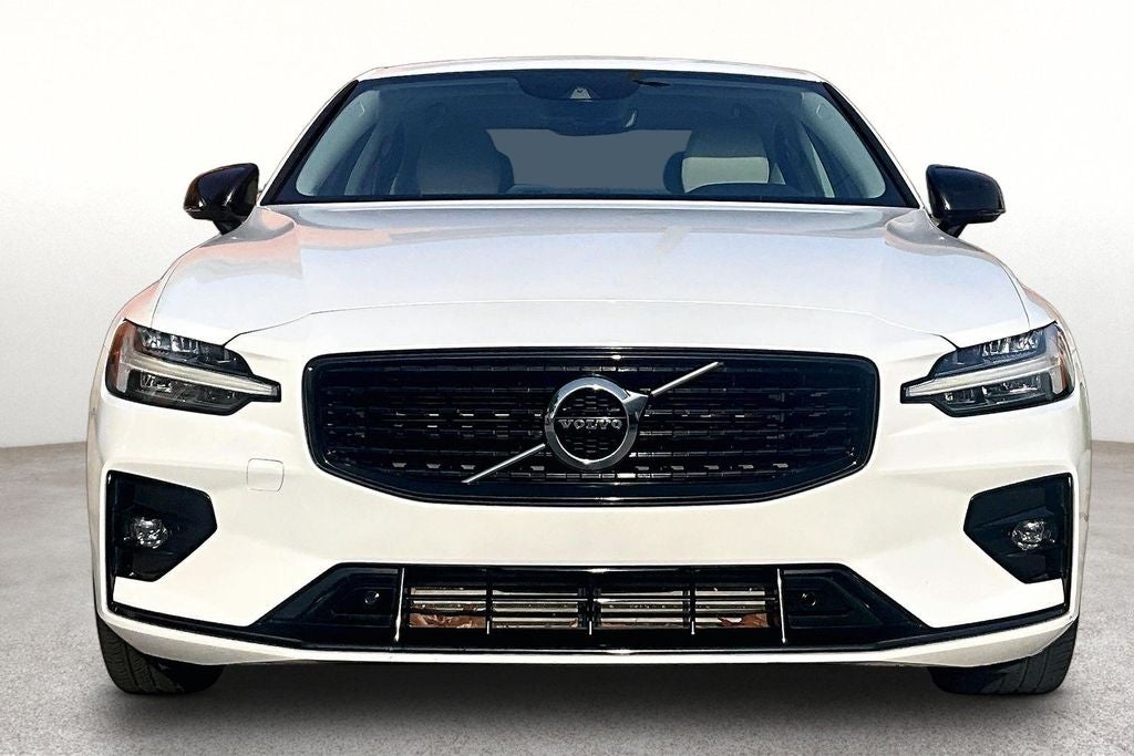 2021 Volvo S60 T5 Momentum