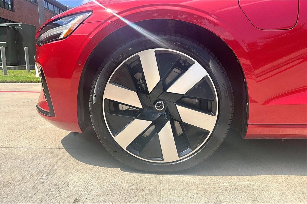 2024 Volvo S60 Recharge Plug-In Hybrid Ultimate