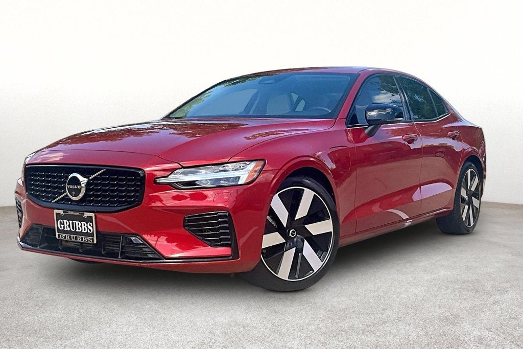 2024 Volvo S60 Recharge Plug-In Hybrid Ultimate