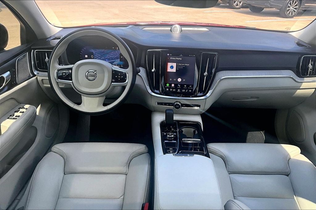 2024 Volvo S60 Recharge Plug-In Hybrid Ultimate