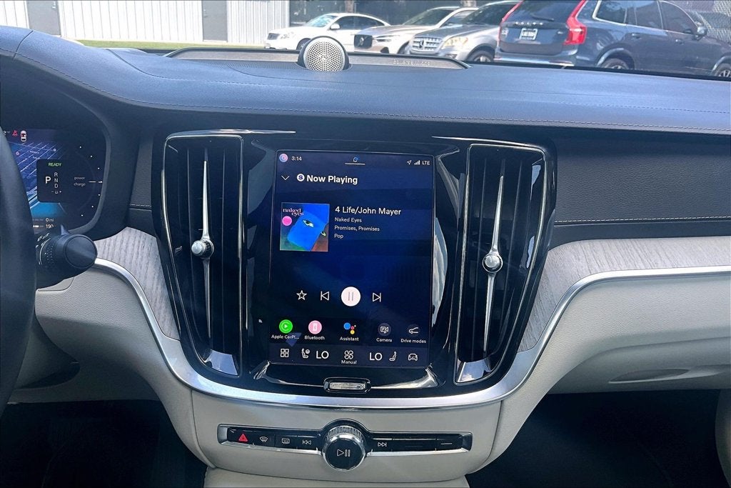 2024 Volvo S60 Recharge Plug-In Hybrid Ultimate