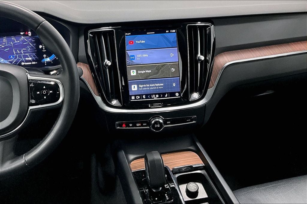 2024 Volvo S60 B5 Plus Dark Theme