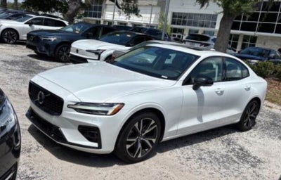 2025 Volvo S60 B5 Plus