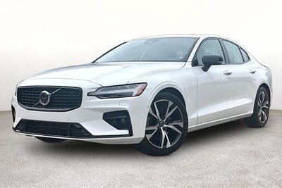 2025 Volvo S60 B5 Plus