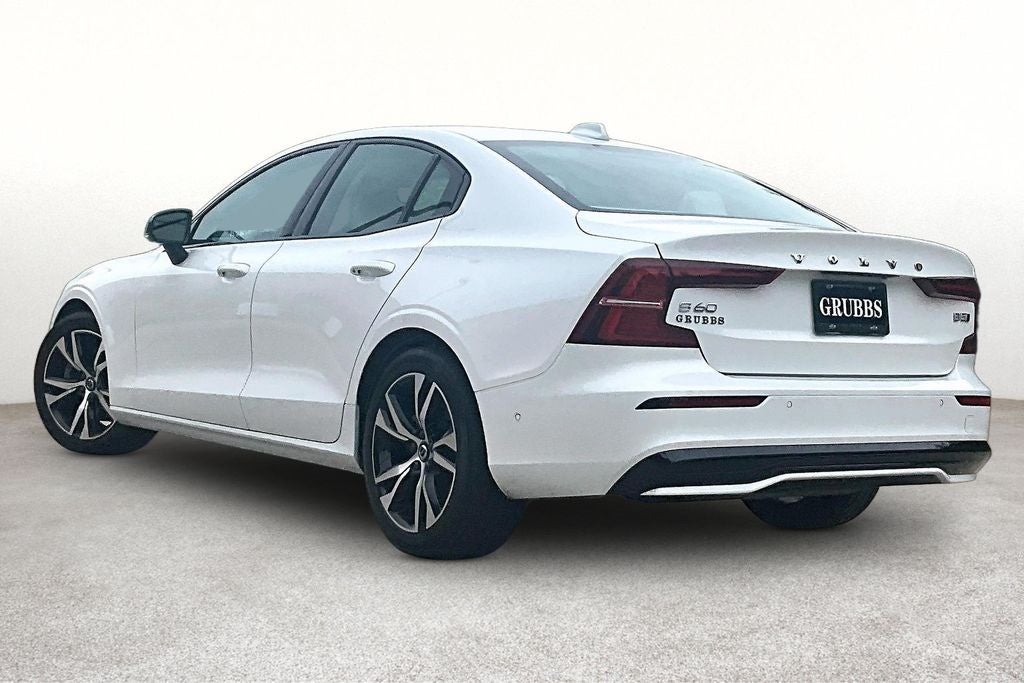 2025 Volvo S60 B5 Plus