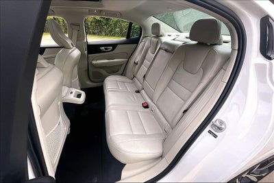 2025 Volvo S60 B5 Plus