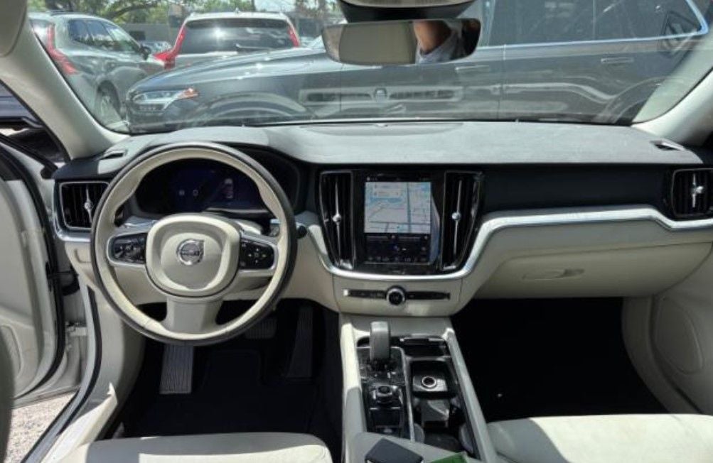 2025 Volvo S60 B5 Plus