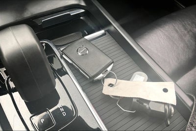 2024 Volvo S60 B5 Core Dark Theme