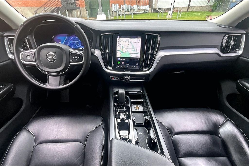 2024 Volvo S60 B5 Core Dark Theme