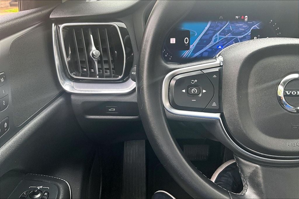 2024 Volvo S60 B5 Core Dark Theme