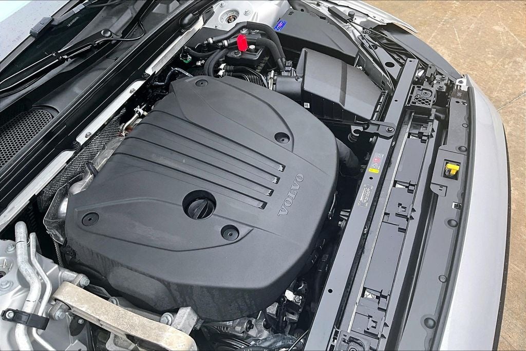 2024 Volvo S60 B5 Core Dark Theme