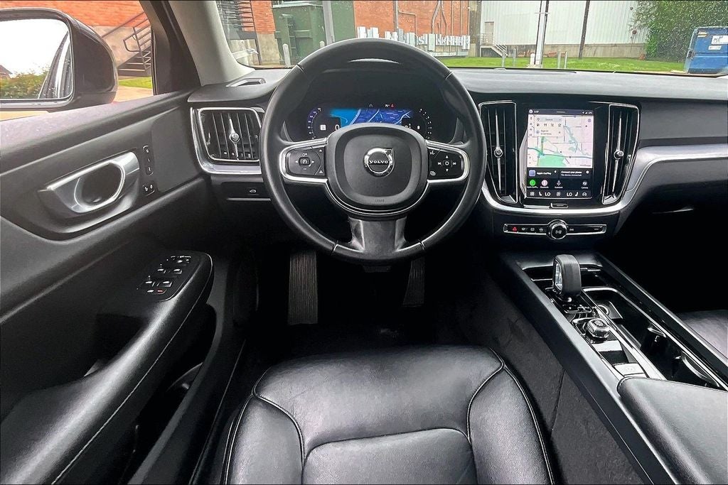 2024 Volvo S60 B5 Core Dark Theme