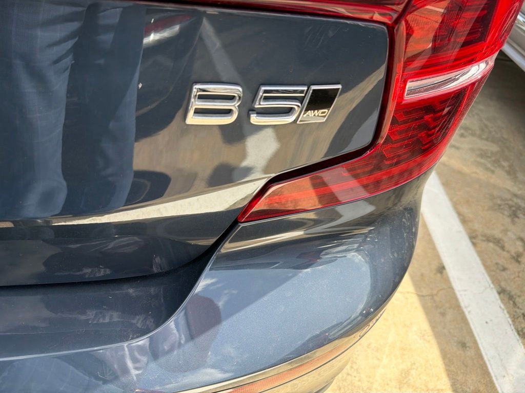 2022 Volvo S60 B5 Inscription