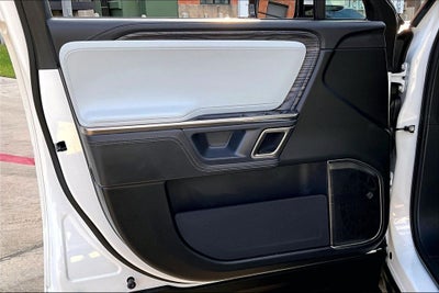 2023 Rivian R1S Adventure