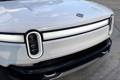 2023 Rivian R1S Adventure