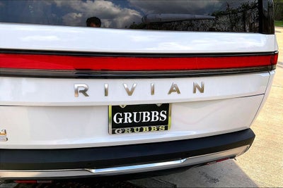 2023 Rivian R1S Adventure