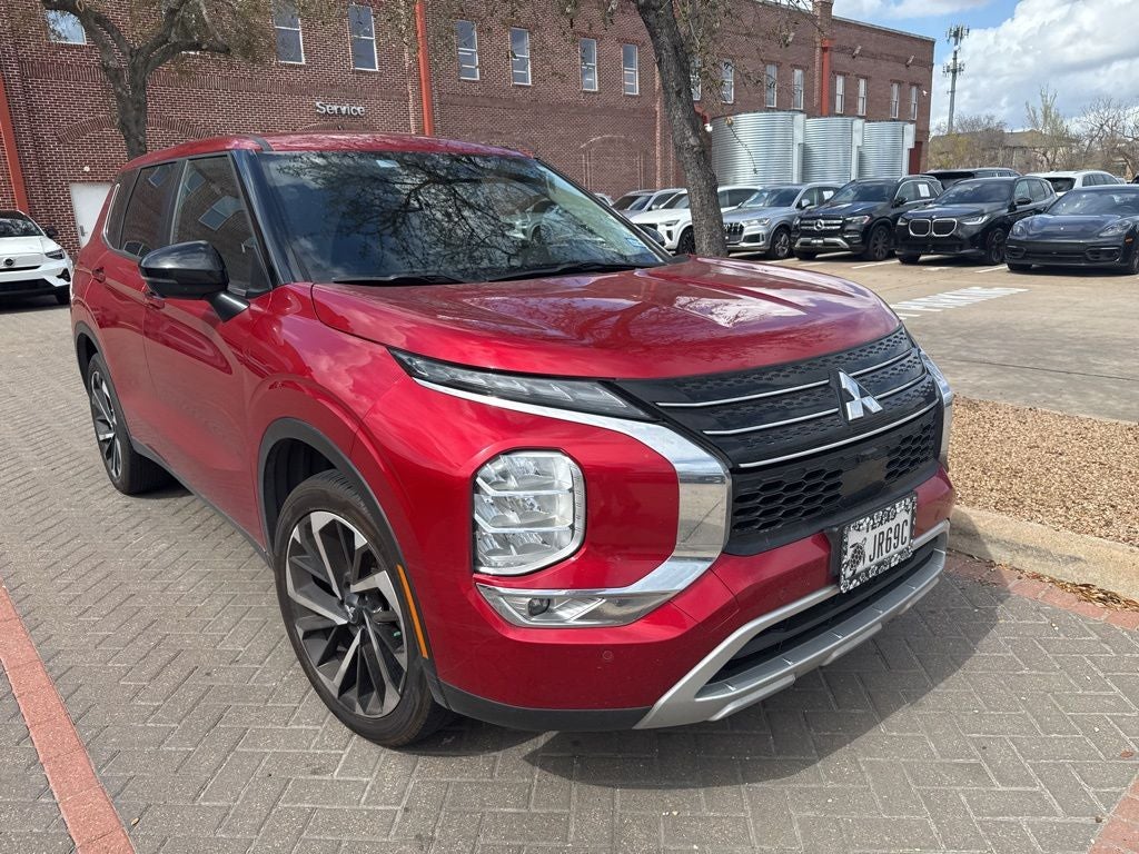 2024 Mitsubishi Outlander SE