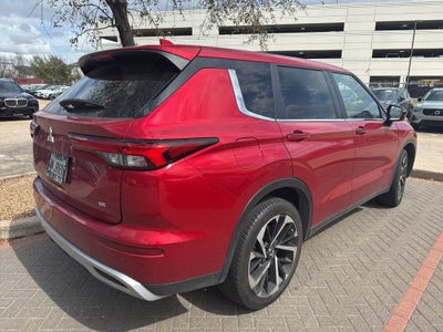 2024 Mitsubishi Outlander SE