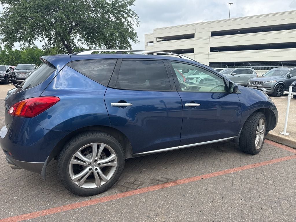 2010 Nissan Murano LE