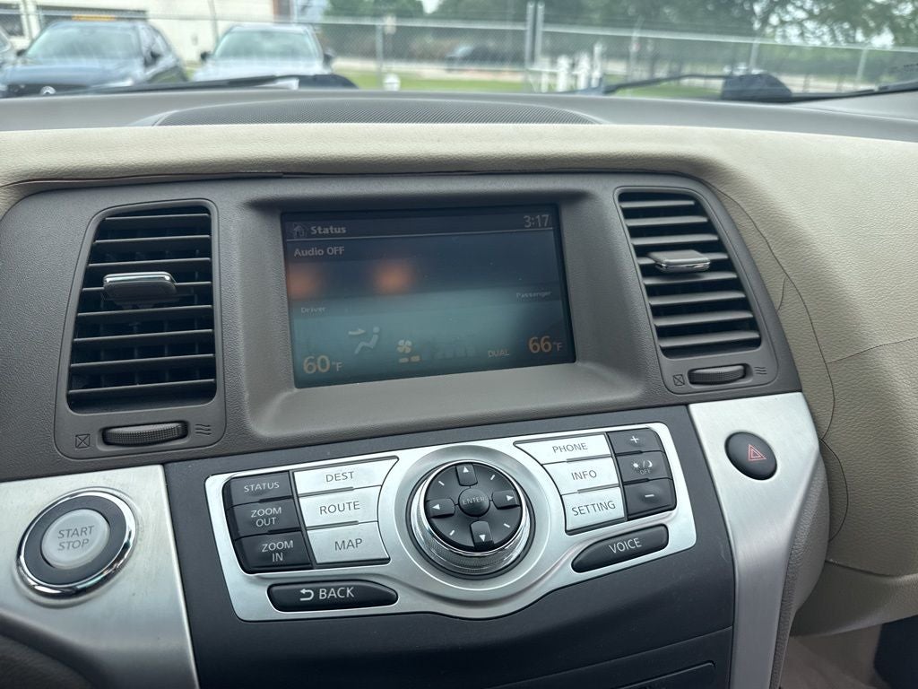 2010 Nissan Murano LE