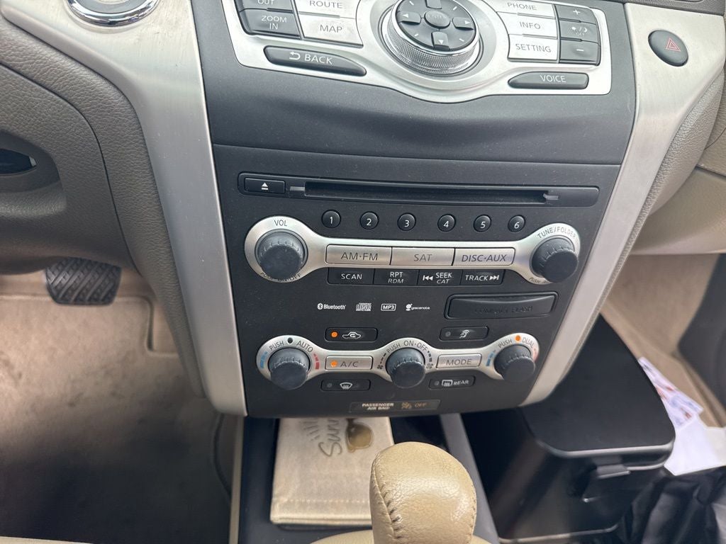 2010 Nissan Murano LE