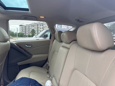 2010 Nissan Murano LE