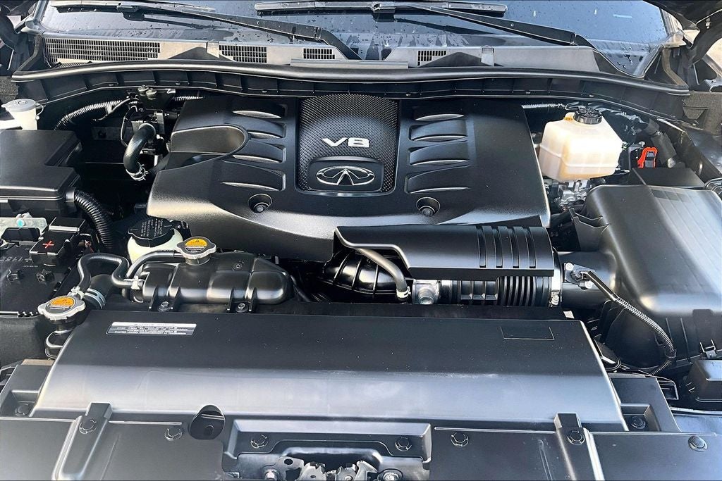 2024 INFINITI QX80 LUXE