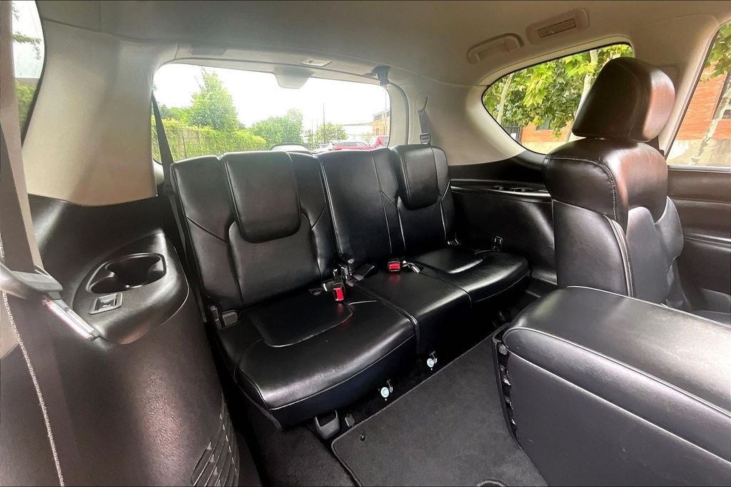 2024 INFINITI QX80 LUXE