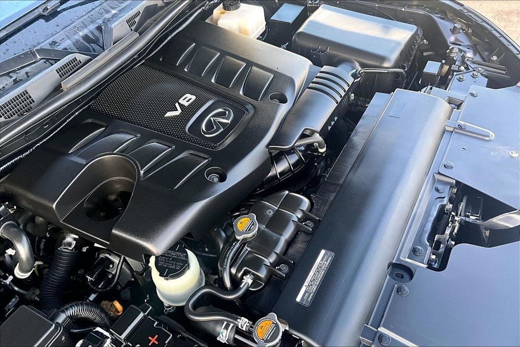 2024 INFINITI QX80 LUXE