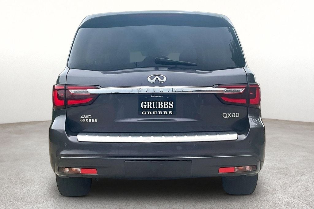 2024 INFINITI QX80 LUXE