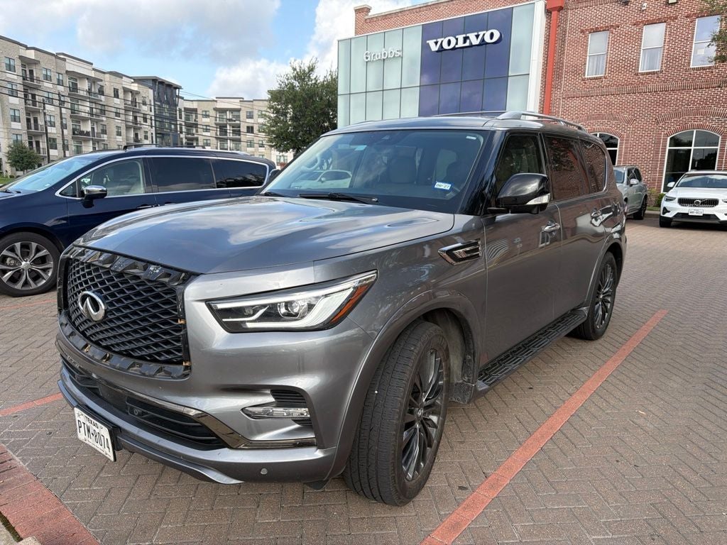 2021 INFINITI QX80 Premium Select