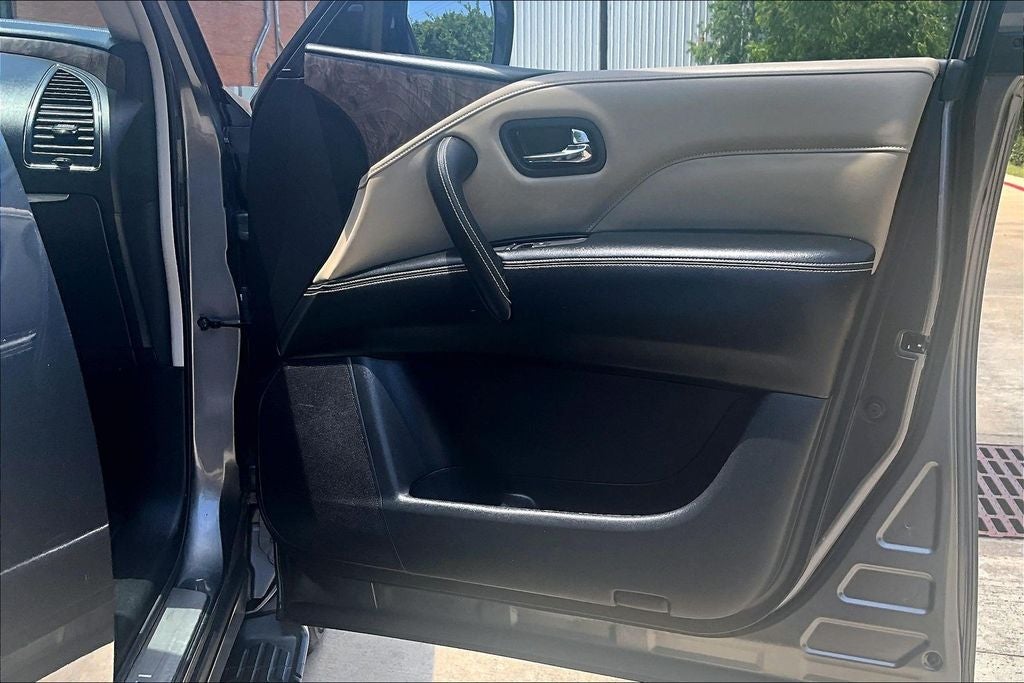 2021 INFINITI QX80 Premium Select