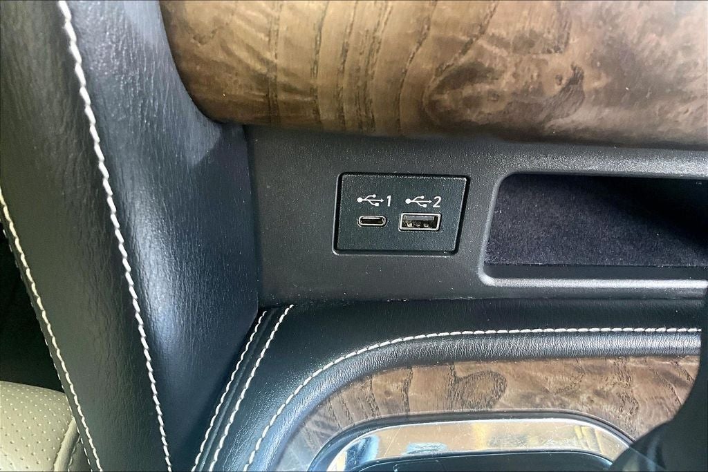 2021 INFINITI QX80 Premium Select