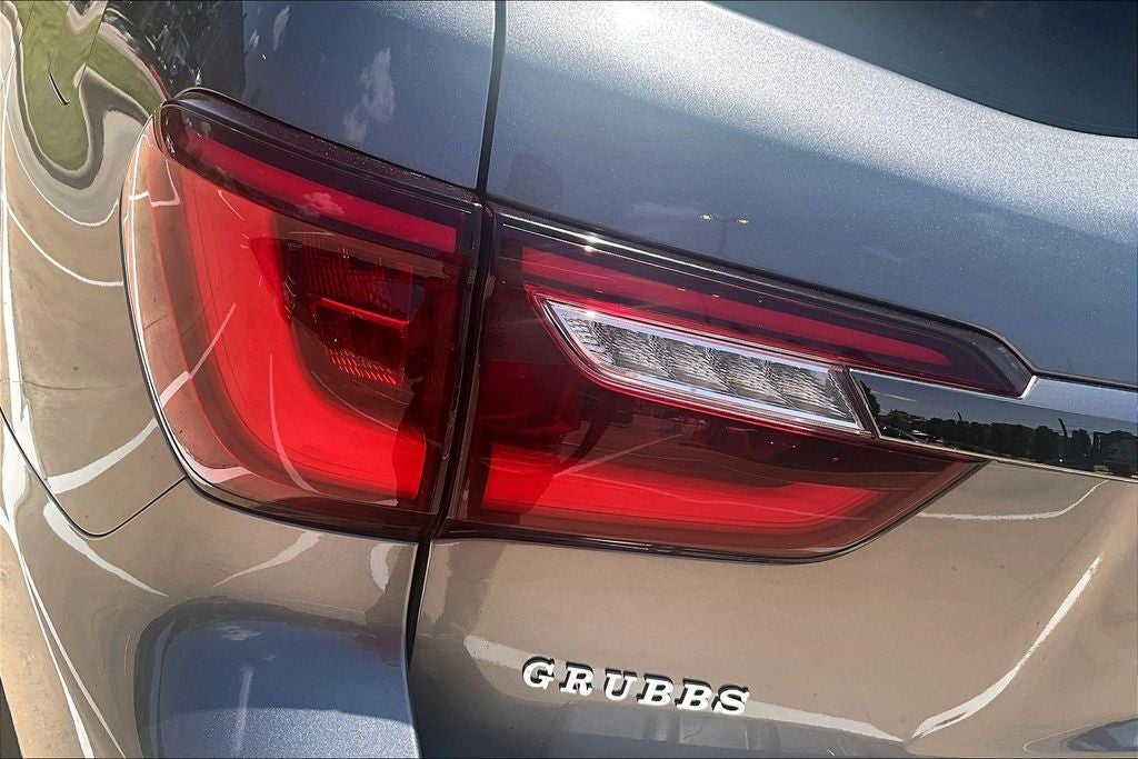2021 INFINITI QX80 Premium Select