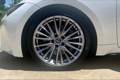 2023 Lexus IS 300