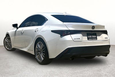 2023 Lexus IS 300